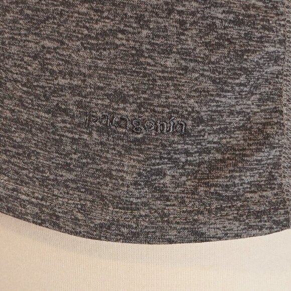 Patagonia Racerback Tank Top Cutout Detail Marled Gray - Medium - Picture 5 of 7